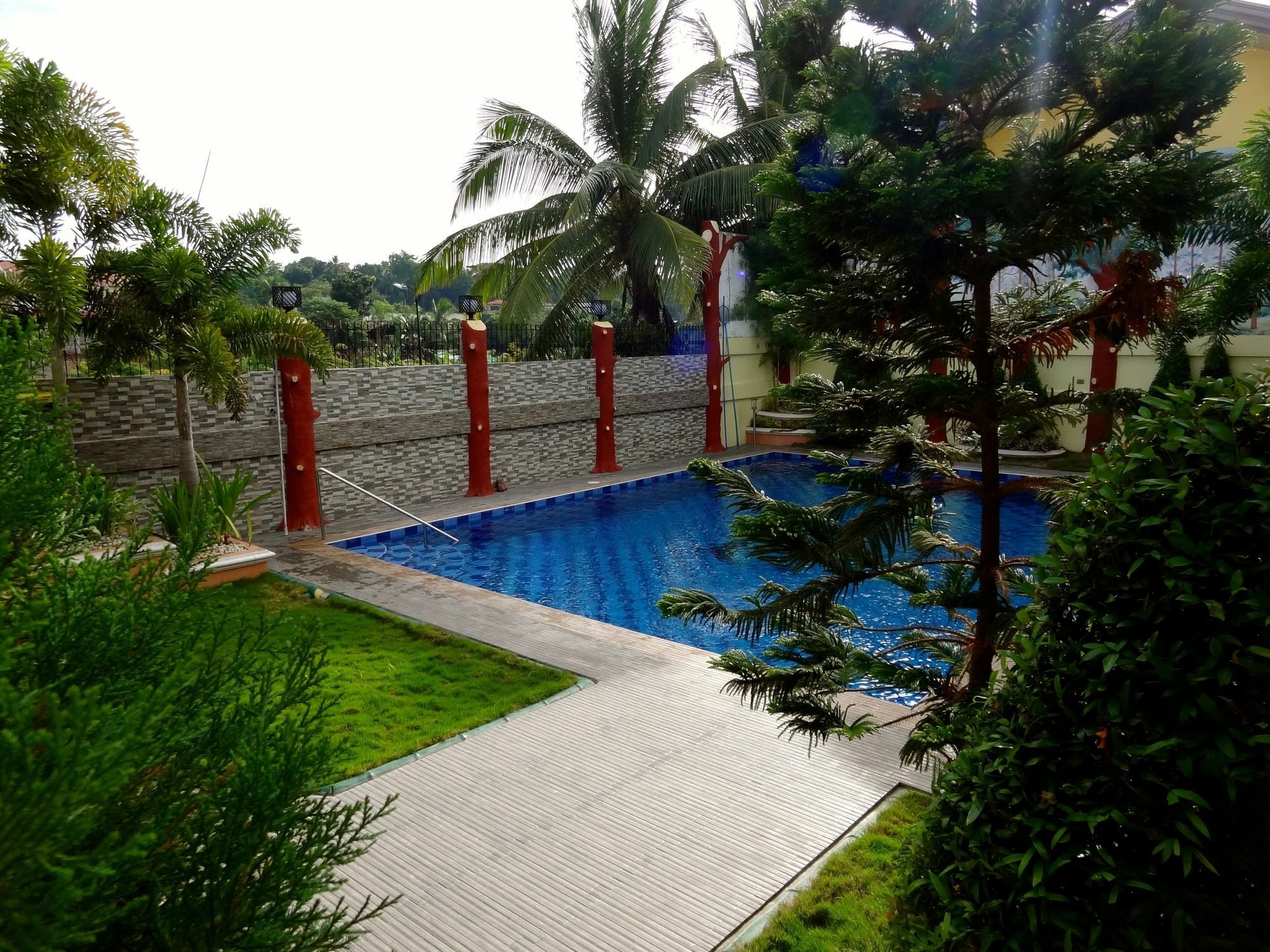 ดิ เอ็กเซคคิวทีฟ วิลลา อินน์ แอนด์ สวัทส์ Davao ภายนอก รูปภาพ